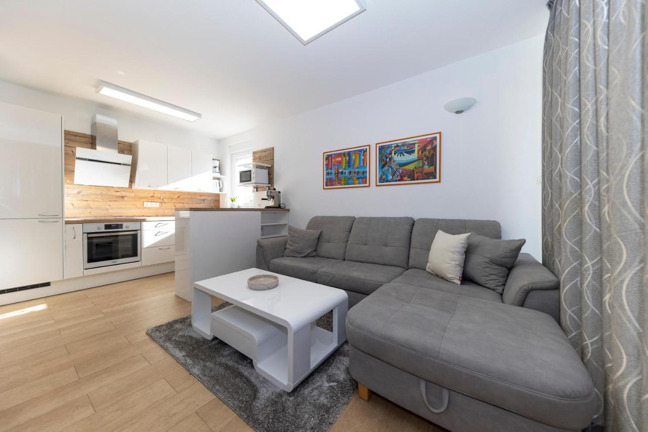 Joy 2 Apartment Novalja Εξωτερικό φωτογραφία