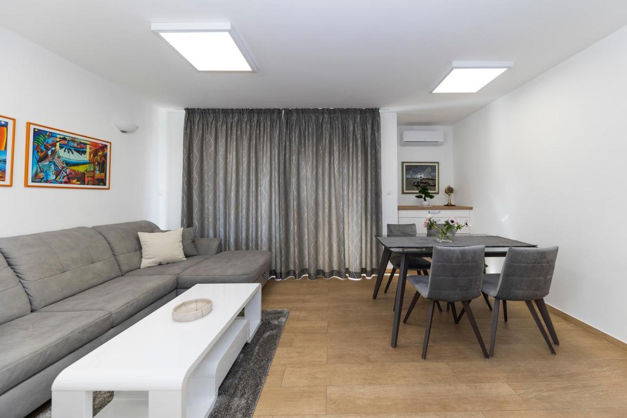 Joy 2 Apartment Novalja Εξωτερικό φωτογραφία
